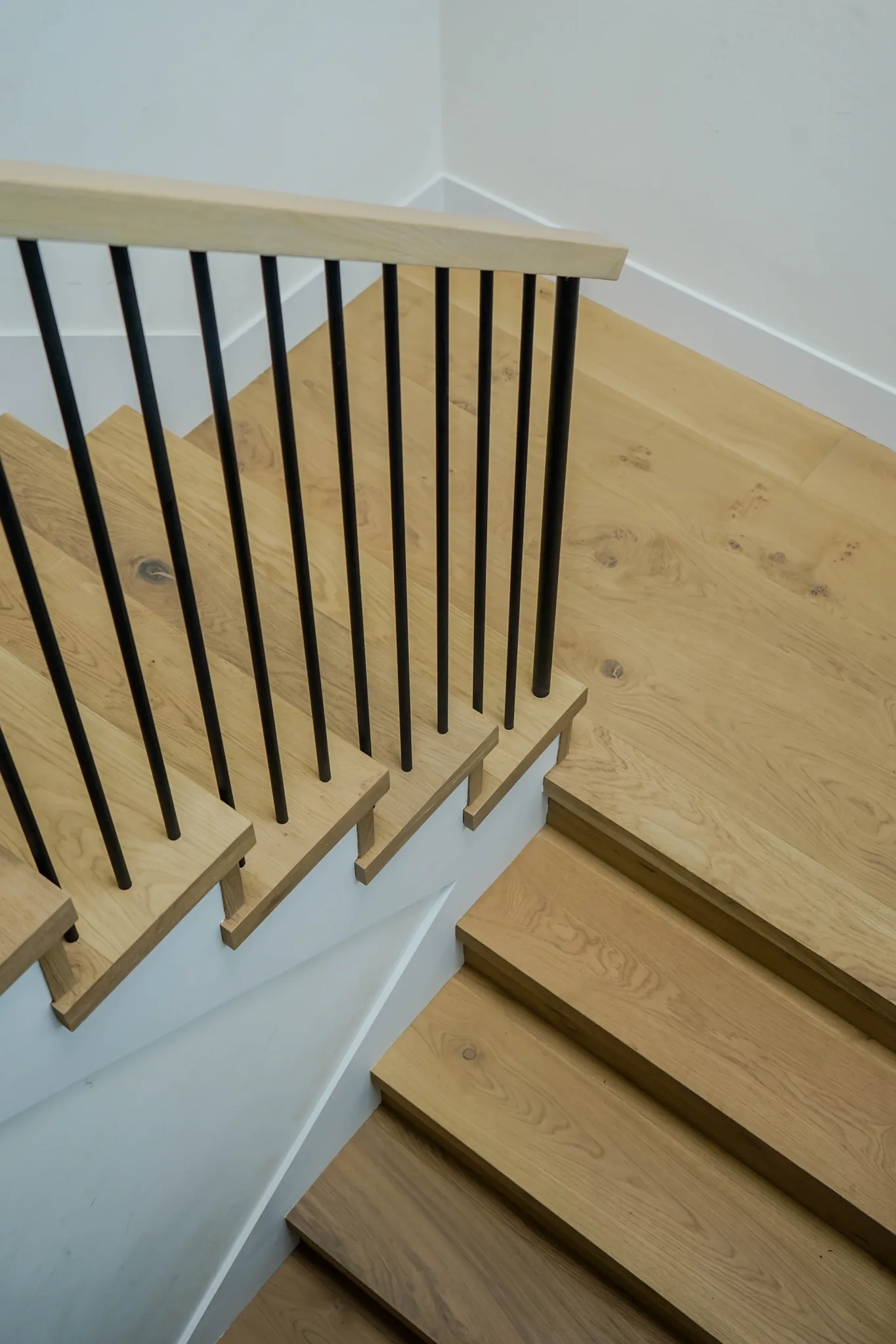 Oak treads with a square profile and side return