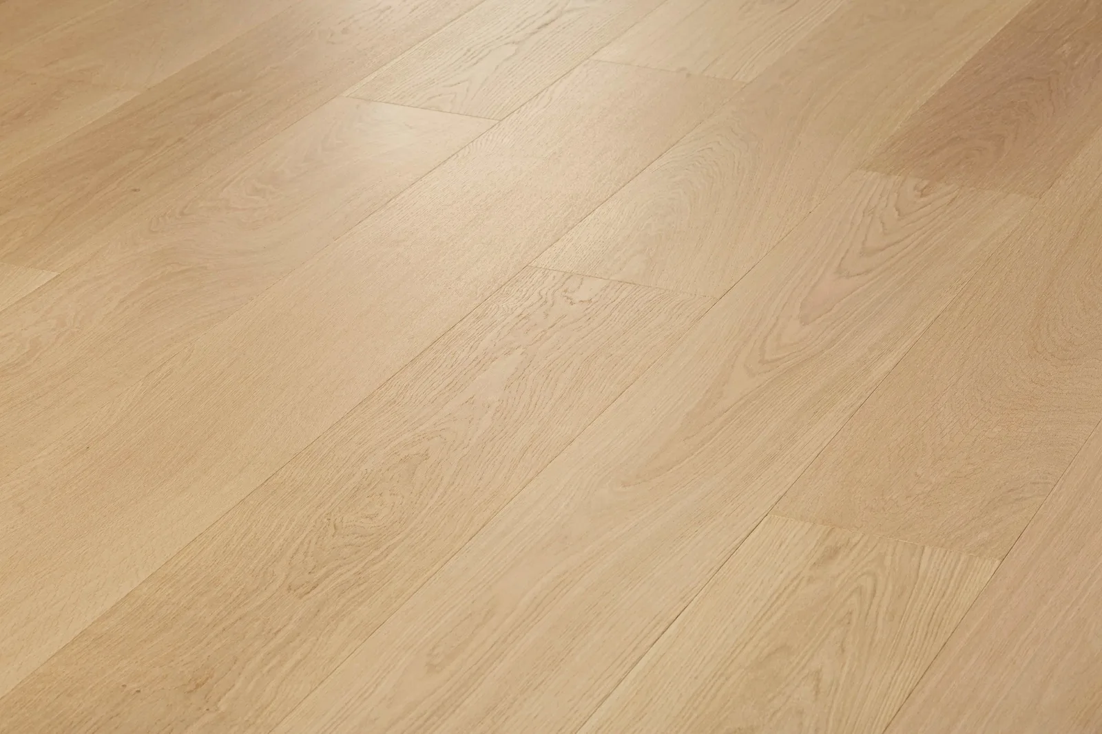 Azure-Pro Select 7.5'' room scene 1