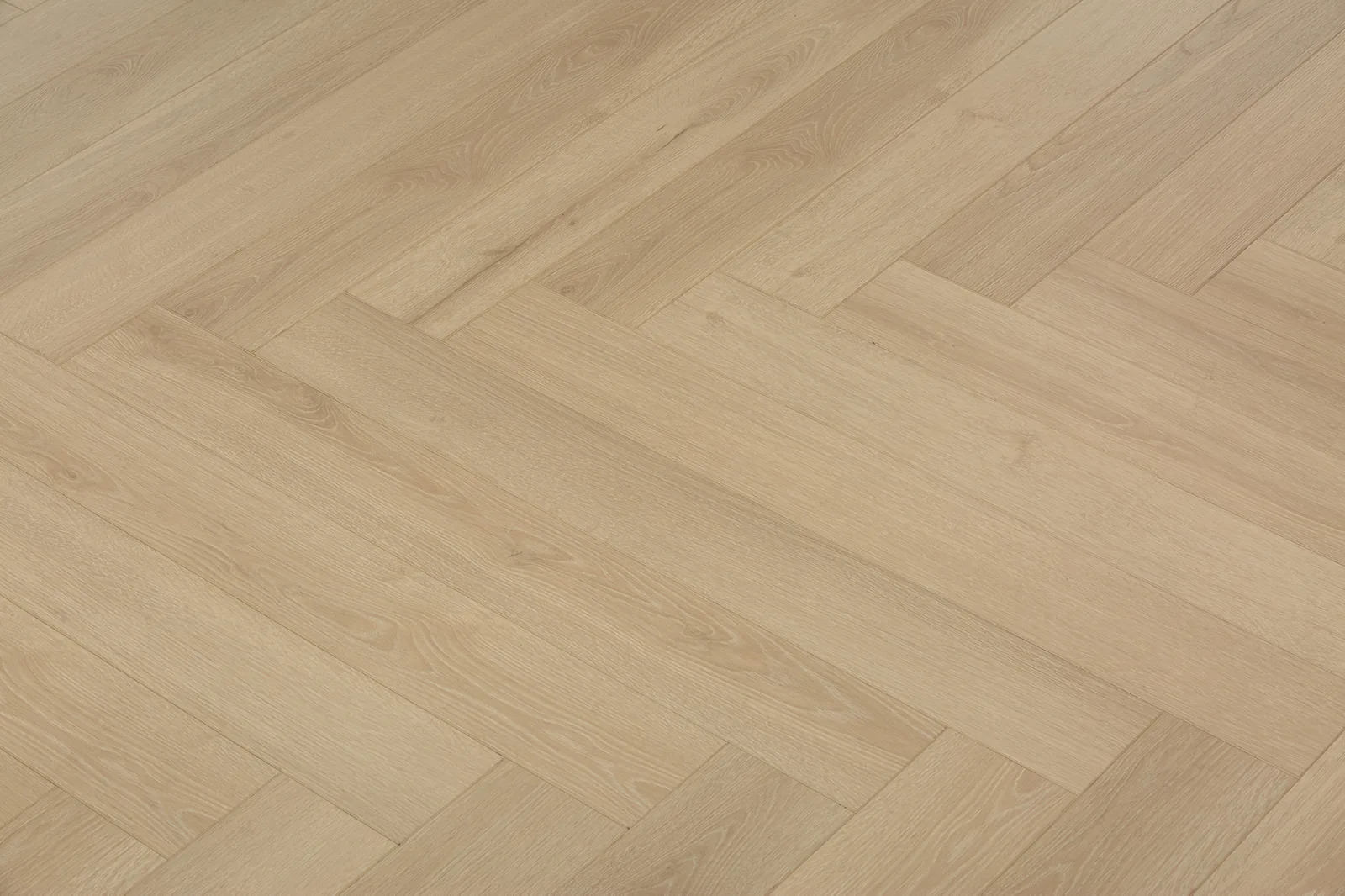 Lyra-Herringbone room scene 2