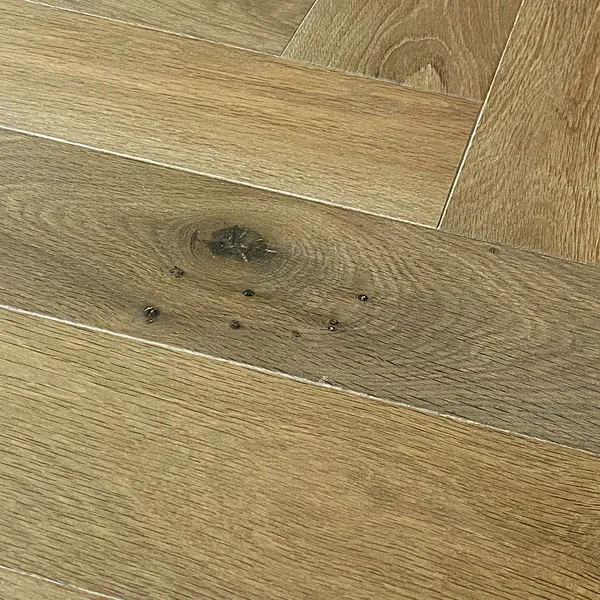 Verte Herringbone — Monarch Plank Domaine II