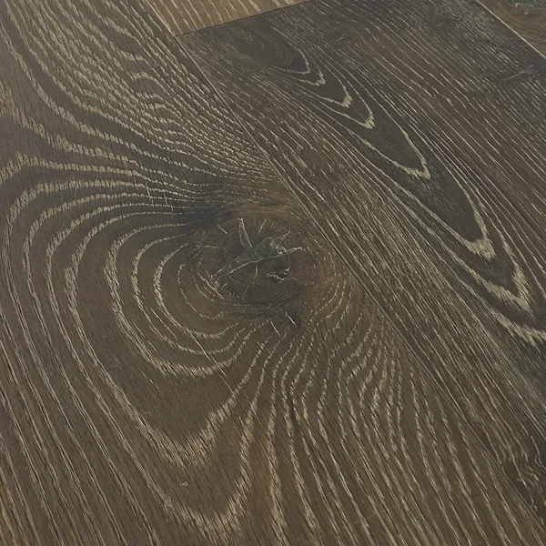 Moro — Monarch Plank Lago