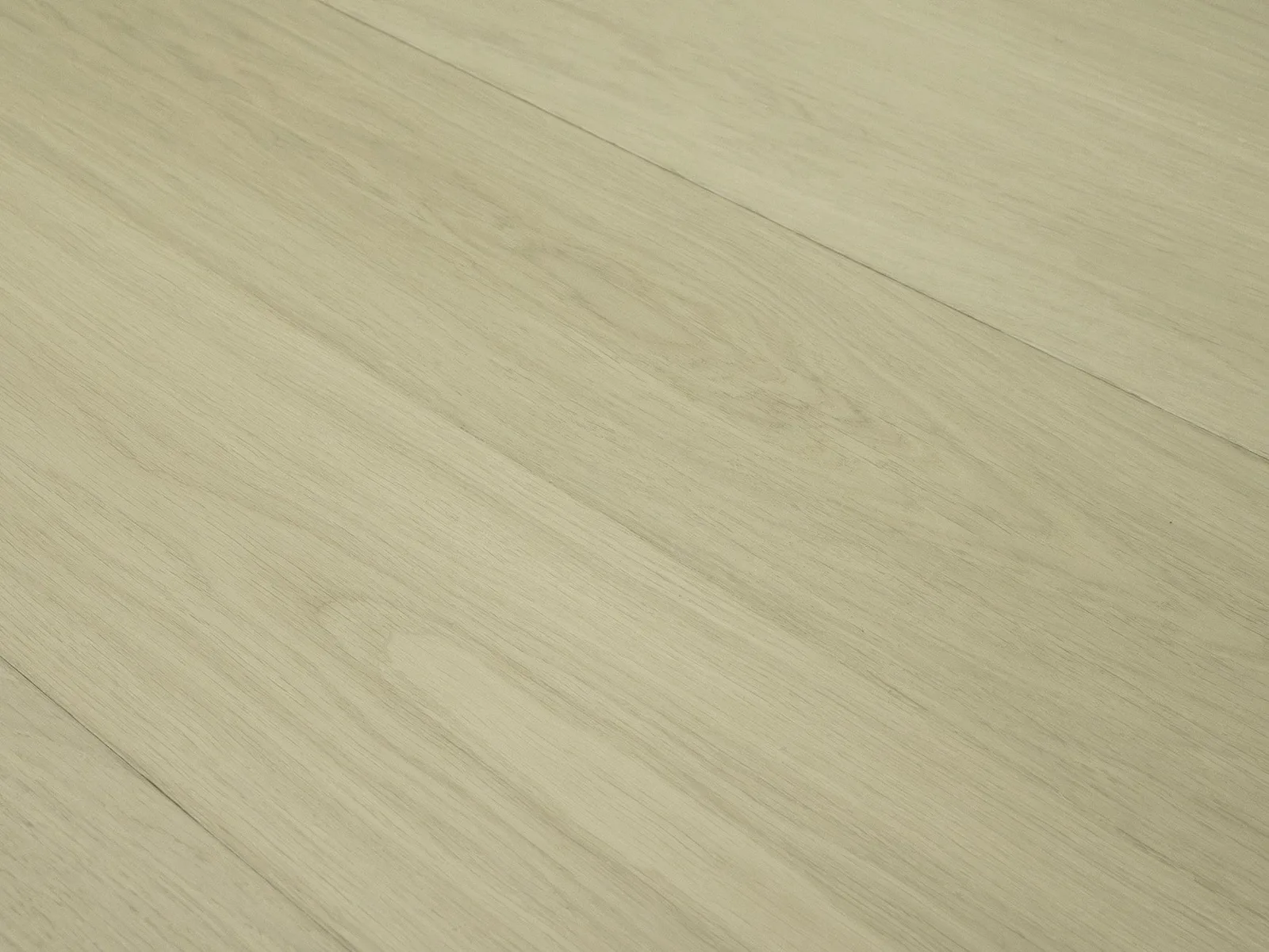 Isabella — Monarch Plank Regent