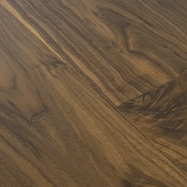 Walnut Light Rustic — Monarch Plank Vinland