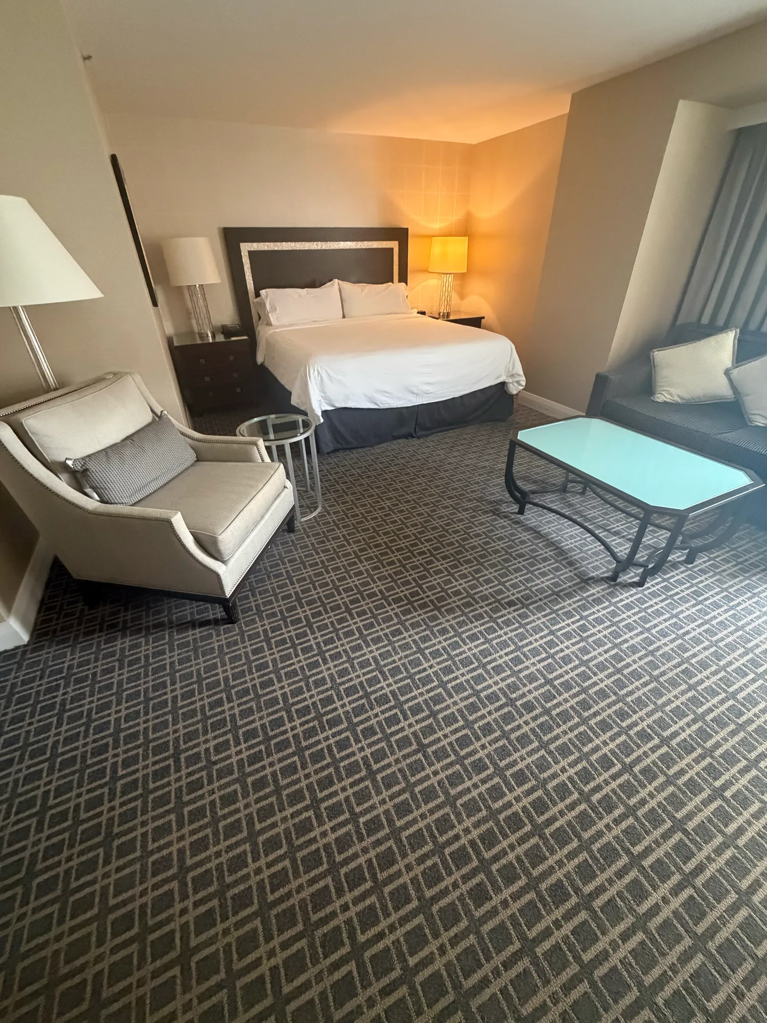Custom geometric carpet installed by Cal Coast Flooring in a guest room at Omni Los Angeles